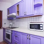 Peaceful With Style - Two Bedroom Bedroom Lejlighed *