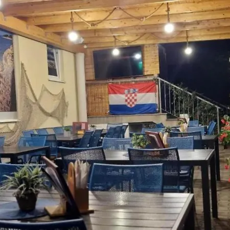 Peaceful With Style - Two Bedroom Bedroom *