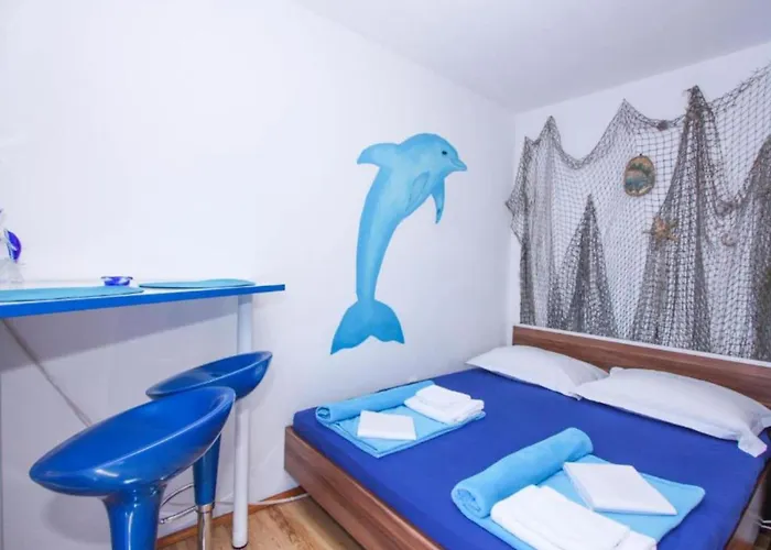 Apartment Peaceful With Style - Two Bedroom Bedroom Trogir